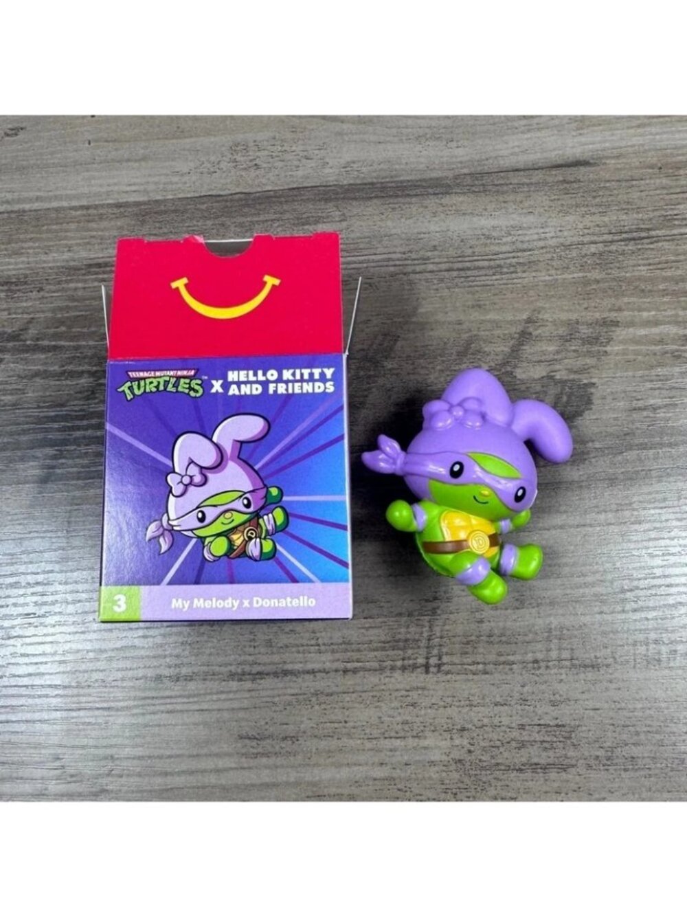 TMNT x Hello Kitty and Friends My Melody x Donatello Figure
